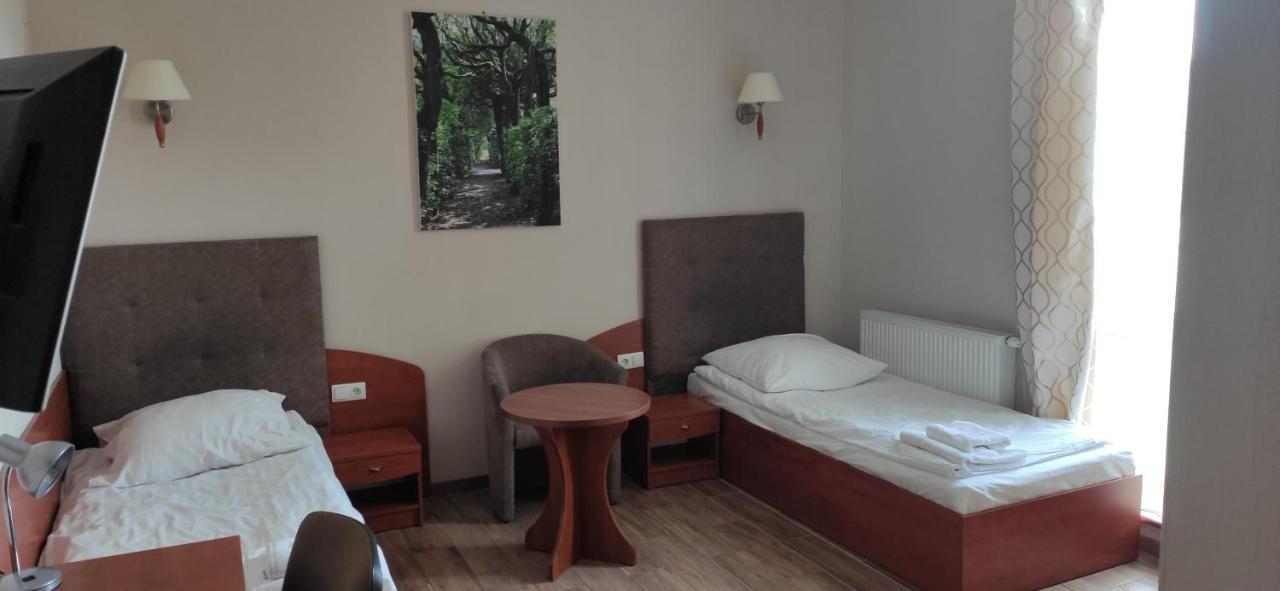 Hotel Przylesie Sierosław Kültér fotó