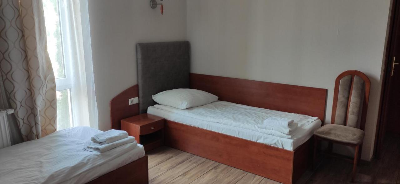 Hotel Przylesie Sierosław Kültér fotó
