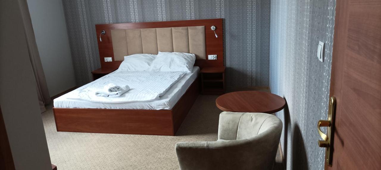 Hotel Przylesie Sierosław Kültér fotó