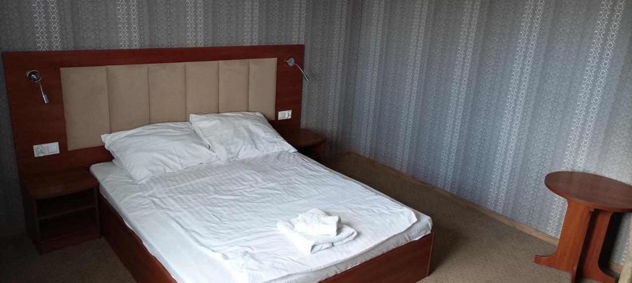 Hotel Przylesie Sierosław Kültér fotó