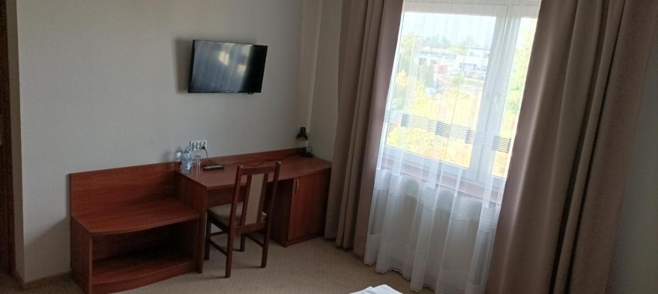 Hotel Przylesie Sierosław Kültér fotó