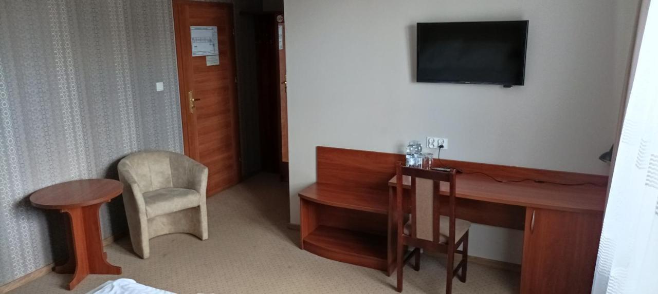 Hotel Przylesie Sierosław Kültér fotó