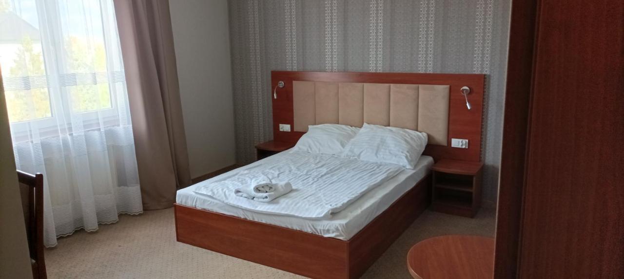 Hotel Przylesie Sierosław Kültér fotó